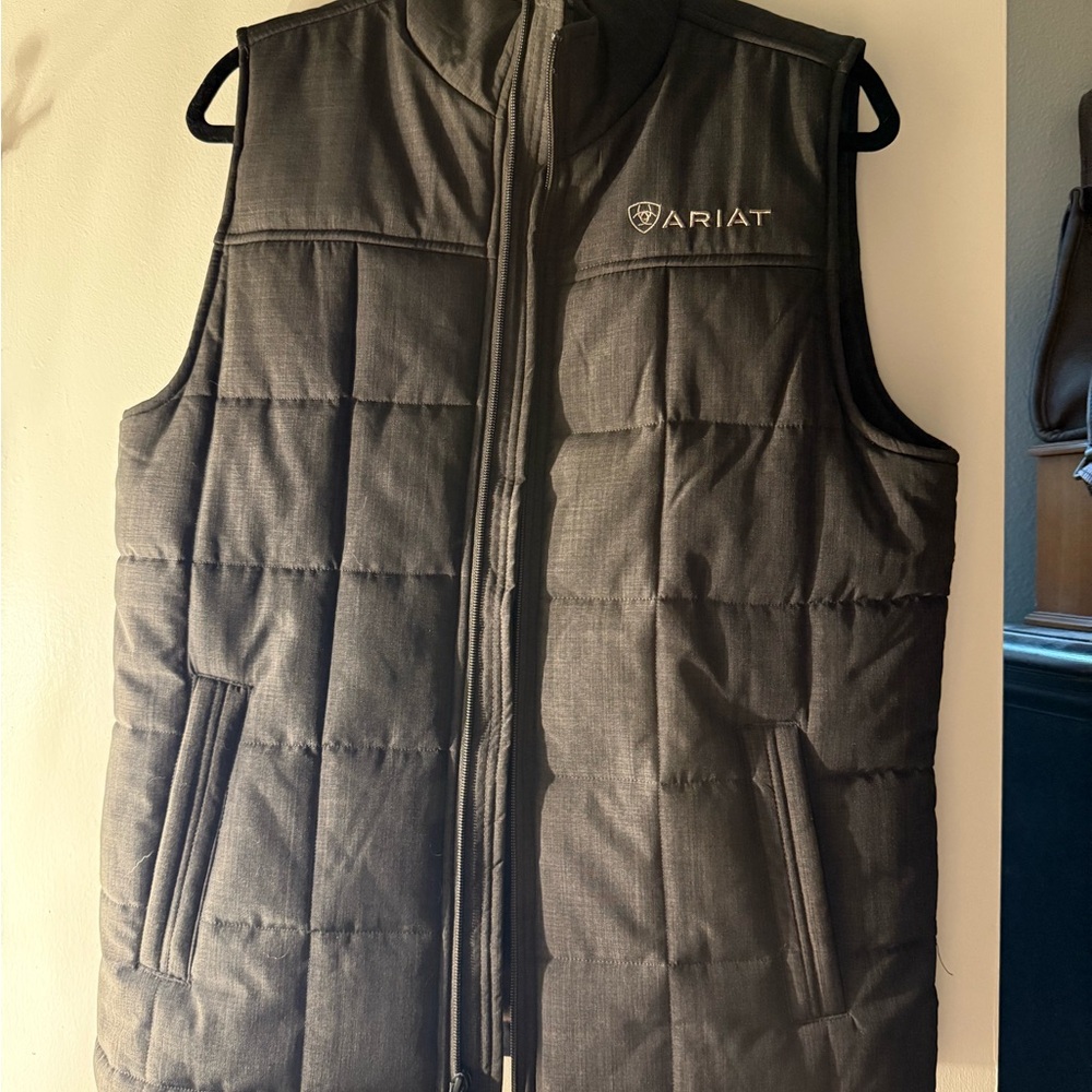 Ariat Men's Dark Chocolate  / brown Quilted Vest